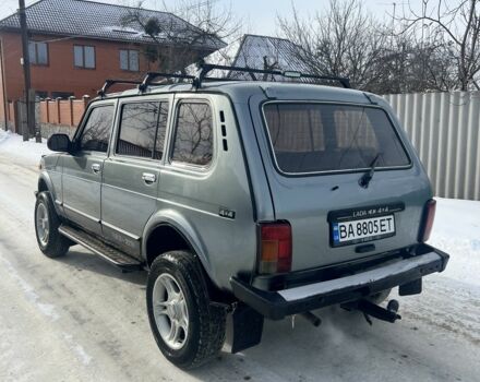 Серый ВАЗ 2131 Нива, объемом двигателя 1.7 л и пробегом 170 тыс. км за 4200 $, фото 2 на Automoto.ua