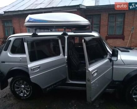 ВАЗ 2131 Нива 2009 в Хмельницком на Automoto.ua Серый ВАЗ 2131 Нива, объемом двигателя 1.7 л и пробегом 50 тыс. км за 6900 $, фото 2 на Automoto.ua