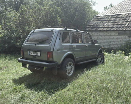 Сірий ВАЗ 2131 Нива, об'ємом двигуна 1.69 л та пробігом 120 тис. км за 5500 $, фото 5 на Automoto.ua