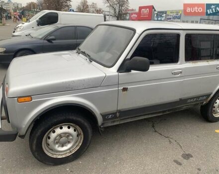 Серый ВАЗ 2131 Нива, объемом двигателя 1.7 л и пробегом 253 тыс. км за 2900 $, фото 10 на Automoto.ua