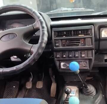 Сірий ВАЗ 2131 Нива, об'ємом двигуна 1.69 л та пробігом 129 тис. км за 5500 $, фото 6 на Automoto.ua