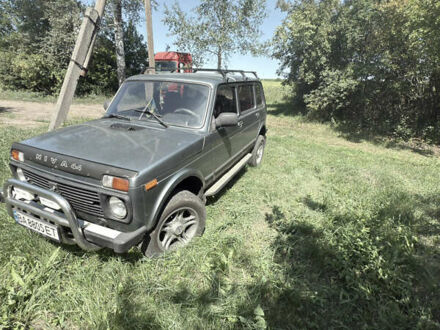 ВАЗ 2131 Нива 2011 в Харькове на Automoto.ua Серый ВАЗ 2131 Нива, объемом двигателя 1.69 л и пробегом 120 тыс. км за 5500 $, фото 1 на Automoto.ua