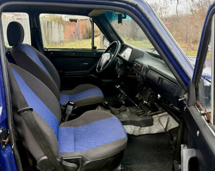 Синий ВАЗ 2131 Нива, объемом двигателя 1.9 л и пробегом 177 тыс. км за 3000 $, фото 16 на Automoto.ua