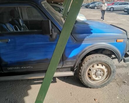 Синий ВАЗ 2131 Нива, объемом двигателя 1.7 л и пробегом 300 тыс. км за 1700 $, фото 1 на Automoto.ua