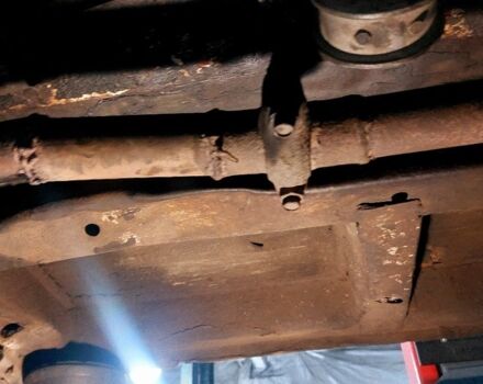 Зелений ВАЗ 2131 Нива, об'ємом двигуна 1.7 л та пробігом 250 тис. км за 2464 $, фото 19 на Automoto.ua