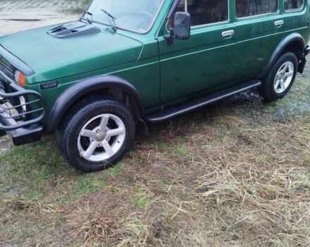 Зеленый ВАЗ 2131 Нива, объемом двигателя 1.7 л и пробегом 207 тыс. км за 3500 $, фото 2 на Automoto.ua