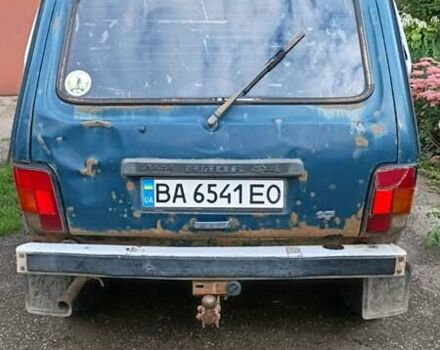 Зеленый ВАЗ 2131 Нива, объемом двигателя 1.7 л и пробегом 50 тыс. км за 3200 $, фото 2 на Automoto.ua