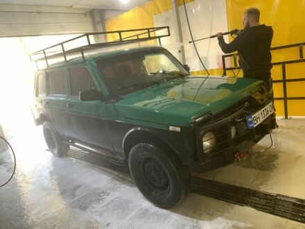 Зеленый ВАЗ 2131 Нива, объемом двигателя 1.8 л и пробегом 7 тыс. км за 3500 $, фото 1 на Automoto.ua