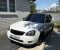 Белый ВАЗ 2170 Priora, объемом двигателя 1.6 л и пробегом 180 тыс. км за 2900 $, фото 1 на Automoto.ua