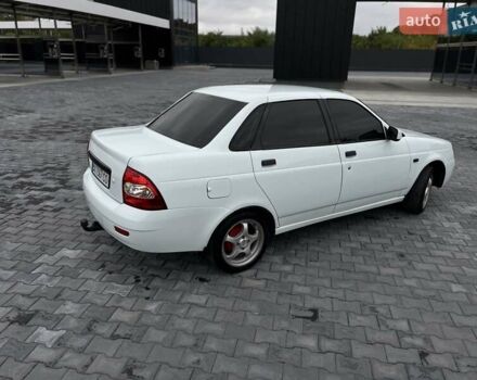 Білий ВАЗ 2170 Priora, об'ємом двигуна 1.6 л та пробігом 299 тис. км за 2990 $, фото 7 на Automoto.ua