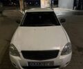 Белый ВАЗ 2170 Priora, объемом двигателя 1.6 л и пробегом 223 тыс. км за 1900 $, фото 1 на Automoto.ua