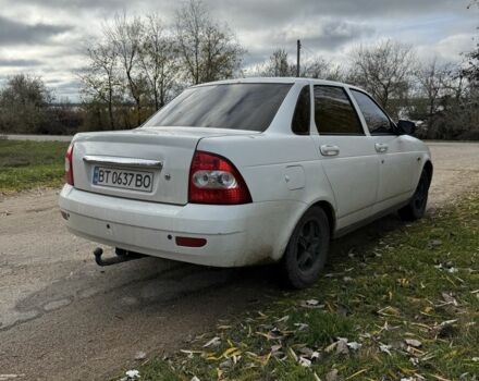 Белый ВАЗ 2170 Priora, объемом двигателя 1.6 л и пробегом 223 тыс. км за 2000 $, фото 2 на Automoto.ua