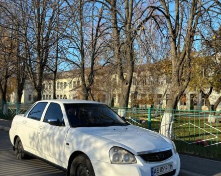 Белый ВАЗ 2170 Priora, объемом двигателя 1.6 л и пробегом 240 тыс. км за 2000 $, фото 1 на Automoto.ua