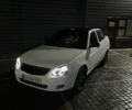 Белый ВАЗ 2170 Priora, объемом двигателя 1.6 л и пробегом 202 тыс. км за 3200 $, фото 1 на Automoto.ua