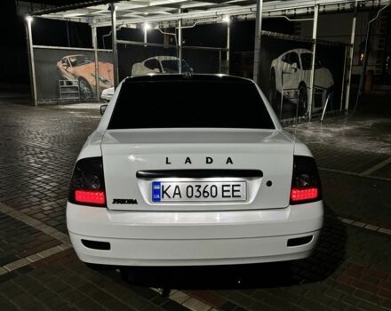 Белый ВАЗ 2170 Priora, объемом двигателя 1.6 л и пробегом 202 тыс. км за 3200 $, фото 7 на Automoto.ua