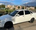 Белый ВАЗ 2170 Priora, объемом двигателя 1.6 л и пробегом 168 тыс. км за 2300 $, фото 1 на Automoto.ua