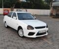 Белый ВАЗ 2170 Priora, объемом двигателя 1.6 л и пробегом 200 тыс. км за 1406 $, фото 1 на Automoto.ua