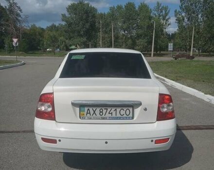 Белый ВАЗ 2170 Priora, объемом двигателя 1.6 л и пробегом 240 тыс. км за 2150 $, фото 4 на Automoto.ua