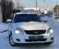 Белый ВАЗ 2170 Priora, объемом двигателя 1.6 л и пробегом 120 тыс. км за 3799 $, фото 2 на Automoto.ua