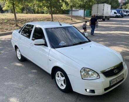 Белый ВАЗ 2170 Priora, объемом двигателя 1.6 л и пробегом 175 тыс. км за 3100 $, фото 2 на Automoto.ua