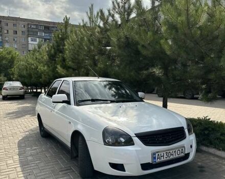 Белый ВАЗ 2170 Priora, объемом двигателя 1.6 л и пробегом 151 тыс. км за 3000 $, фото 1 на Automoto.ua