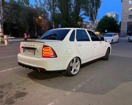 Белый ВАЗ 2170 Priora, объемом двигателя 1.6 л и пробегом 184 тыс. км за 4200 $, фото 2 на Automoto.ua