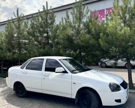Белый ВАЗ 2170 Priora, объемом двигателя 1.6 л и пробегом 151 тыс. км за 3000 $, фото 6 на Automoto.ua