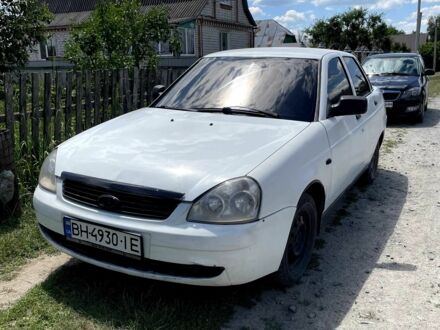 Білий ВАЗ 2170 Priora, об'ємом двигуна 1.6 л та пробігом 280 тис. км за 900 $, фото 1 на Automoto.ua