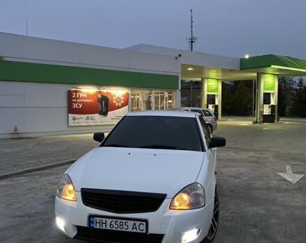 Белый ВАЗ 2170 Priora, объемом двигателя 1.6 л и пробегом 230 тыс. км за 4500 $, фото 1 на Automoto.ua