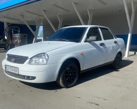 Белый ВАЗ 2170 Priora, объемом двигателя 1.6 л и пробегом 230 тыс. км за 2400 $, фото 1 на Automoto.ua
