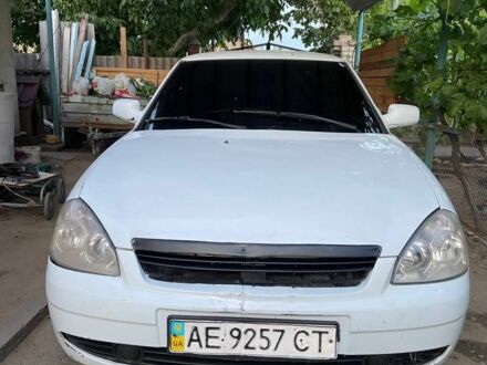 Белый ВАЗ 2170 Priora, объемом двигателя 1.6 л и пробегом 265 тыс. км за 1684 $, фото 1 на Automoto.ua