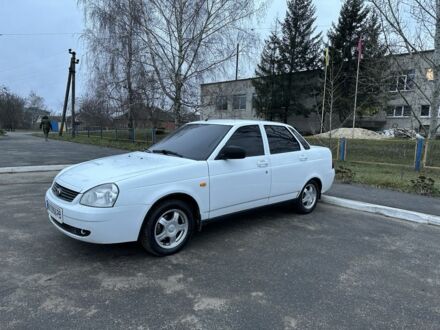 Белый ВАЗ 2170 Priora, объемом двигателя 1.6 л и пробегом 145 тыс. км за 3100 $, фото 1 на Automoto.ua