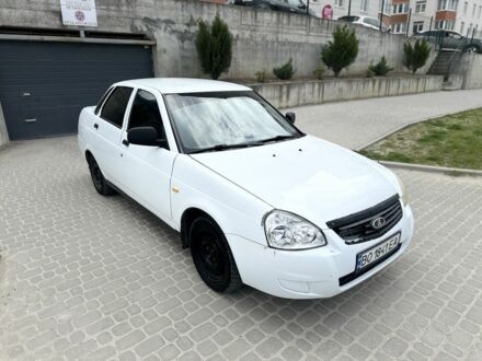 ВАЗ 2170 Priora 2010 у Тернополі на Automoto.ua Білий ВАЗ 2170 Priora, об'ємом двигуна 1.6 л та пробігом 225 тис. км за 1550 $, фото 1 на Automoto.ua
