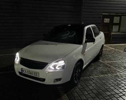 Белый ВАЗ 2170 Priora, объемом двигателя 1.6 л и пробегом 202 тыс. км за 3200 $, фото 1 на Automoto.ua