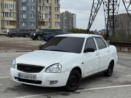 Білий ВАЗ 2170 Priora, об'ємом двигуна 1.6 л та пробігом 220 тис. км за 1201 $, фото 1 на Automoto.ua