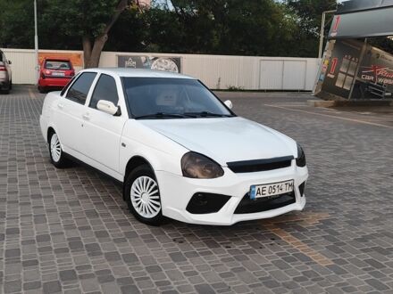 Білий ВАЗ 2170 Priora, об'ємом двигуна 1.6 л та пробігом 200 тис. км за 1406 $, фото 1 на Automoto.ua