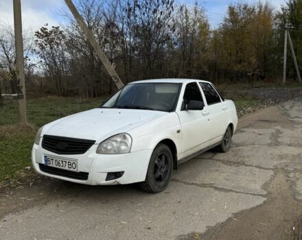 Белый ВАЗ 2170 Priora, объемом двигателя 1.6 л и пробегом 223 тыс. км за 2000 $, фото 1 на Automoto.ua