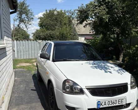 Белый ВАЗ 2170 Priora, объемом двигателя 1.6 л и пробегом 180 тыс. км за 2900 $, фото 1 на Automoto.ua