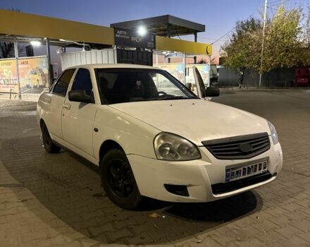 Белый ВАЗ 2170 Priora, объемом двигателя 1.6 л и пробегом 223 тыс. км за 1900 $, фото 1 на Automoto.ua