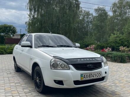 ВАЗ 2170 Priora 2011 в Харькове на Automoto.ua Белый ВАЗ 2170 Priora, объемом двигателя 1.6 л и пробегом 200 тыс. км за 2500 $, фото 1 на Automoto.ua
