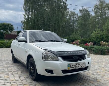 Белый ВАЗ 2170 Priora, объемом двигателя 1.6 л и пробегом 200 тыс. км за 2500 $, фото 1 на Automoto.ua