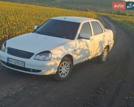 Белый ВАЗ 2170 Priora, объемом двигателя 1.6 л и пробегом 184 тыс. км за 2500 $, фото 1 на Automoto.ua