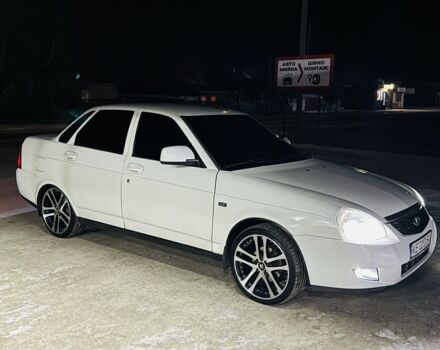 Белый ВАЗ 2170 Priora, объемом двигателя 1.6 л и пробегом 200 тыс. км за 4600 $, фото 1 на Automoto.ua