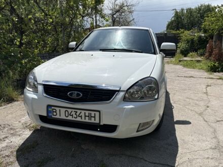 ВАЗ 2170 Priora 2012 у Дніпро (Дніпропетровську) на Automoto.ua Білий ВАЗ 2170 Priora, об'ємом двигуна 1.6 л та пробігом 92 тис. км за 2800 $, фото 1 на Automoto.ua