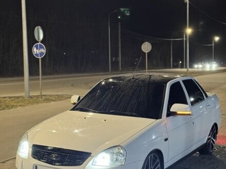 Білий ВАЗ 2170 Priora, об'ємом двигуна 1.6 л та пробігом 154 тис. км за 4999 $, фото 1 на Automoto.ua