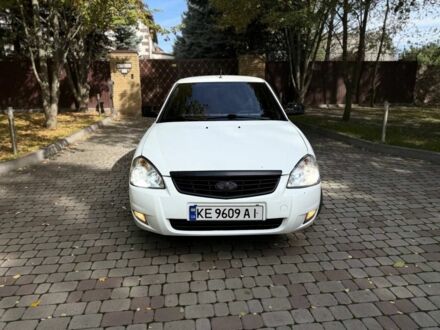 ВАЗ 2170 Priora 2013 в Павлограде на Automoto.ua Белый ВАЗ 2170 Priora, объемом двигателя 1.6 л и пробегом 180 тыс. км за 3300 $, фото 1 на Automoto.ua