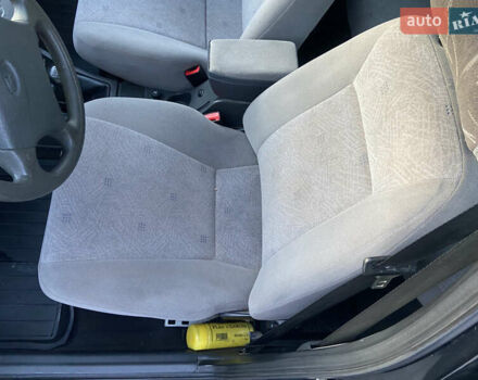 ВАЗ 2170 Priora 2007 у Монастырище на Automoto.ua Чорний ВАЗ 2170 Priora, об'ємом двигуна 1.6 л та пробігом 106 тис. км за 3200 $, фото 20 на Automoto.ua