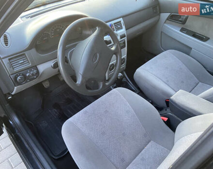 ВАЗ 2170 Priora 2007 у Монастырище на Automoto.ua Чорний ВАЗ 2170 Priora, об'ємом двигуна 1.6 л та пробігом 106 тис. км за 3200 $, фото 21 на Automoto.ua