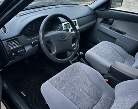 Черный ВАЗ 2170 Priora, объемом двигателя 1.6 л и пробегом 200 тыс. км за 2500 $, фото 13 на Automoto.ua