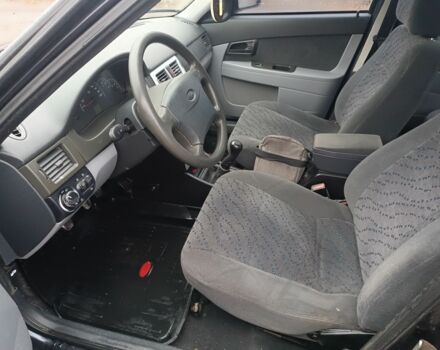 Черный ВАЗ 2170 Priora, объемом двигателя 0 л и пробегом 180 тыс. км за 1750 $, фото 6 на Automoto.ua